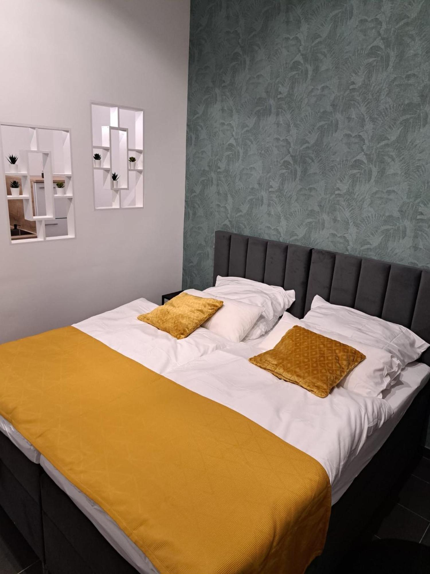 Schwarzwald City Loft Филлинген-Швеннинген Экстерьер фото